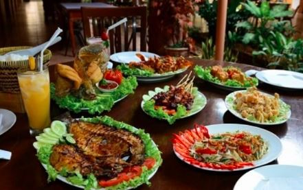 Lesehan Redjo Joyo Lesehan Redjo Joyo