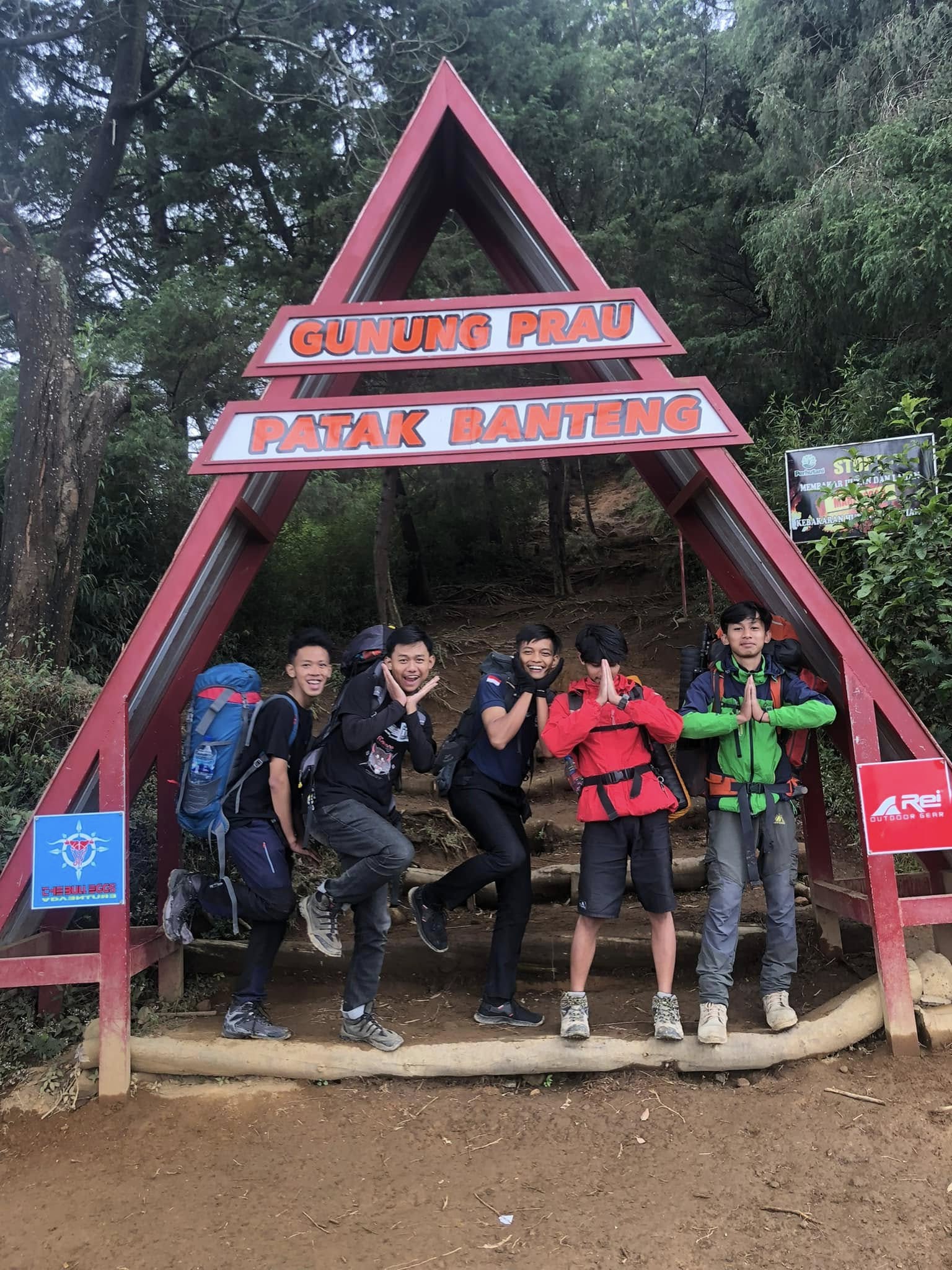 Gunung Prau via Patak Banteng Gunung Prau via Patak Banteng