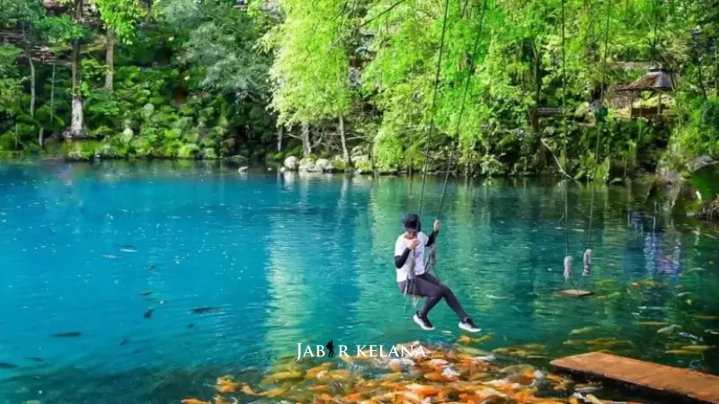 gambar Telaga Biru Cicerem