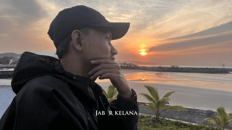 Gambar Sunset pantai Sayang Heulang
